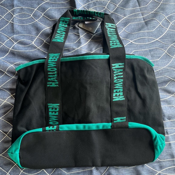Disneyland Halloween tote 2023 - Picture 4 of 4